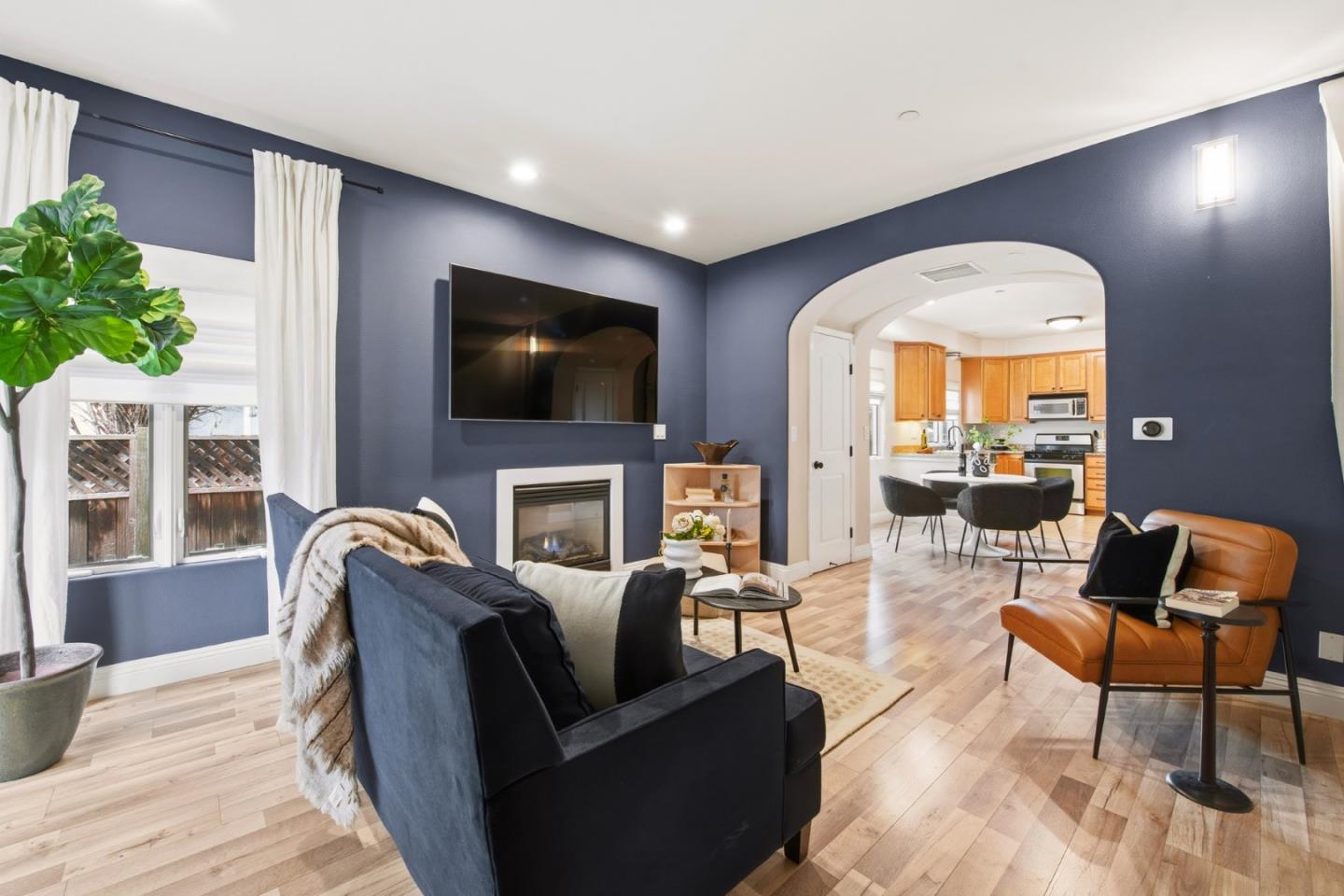 18 South 21st Street 100