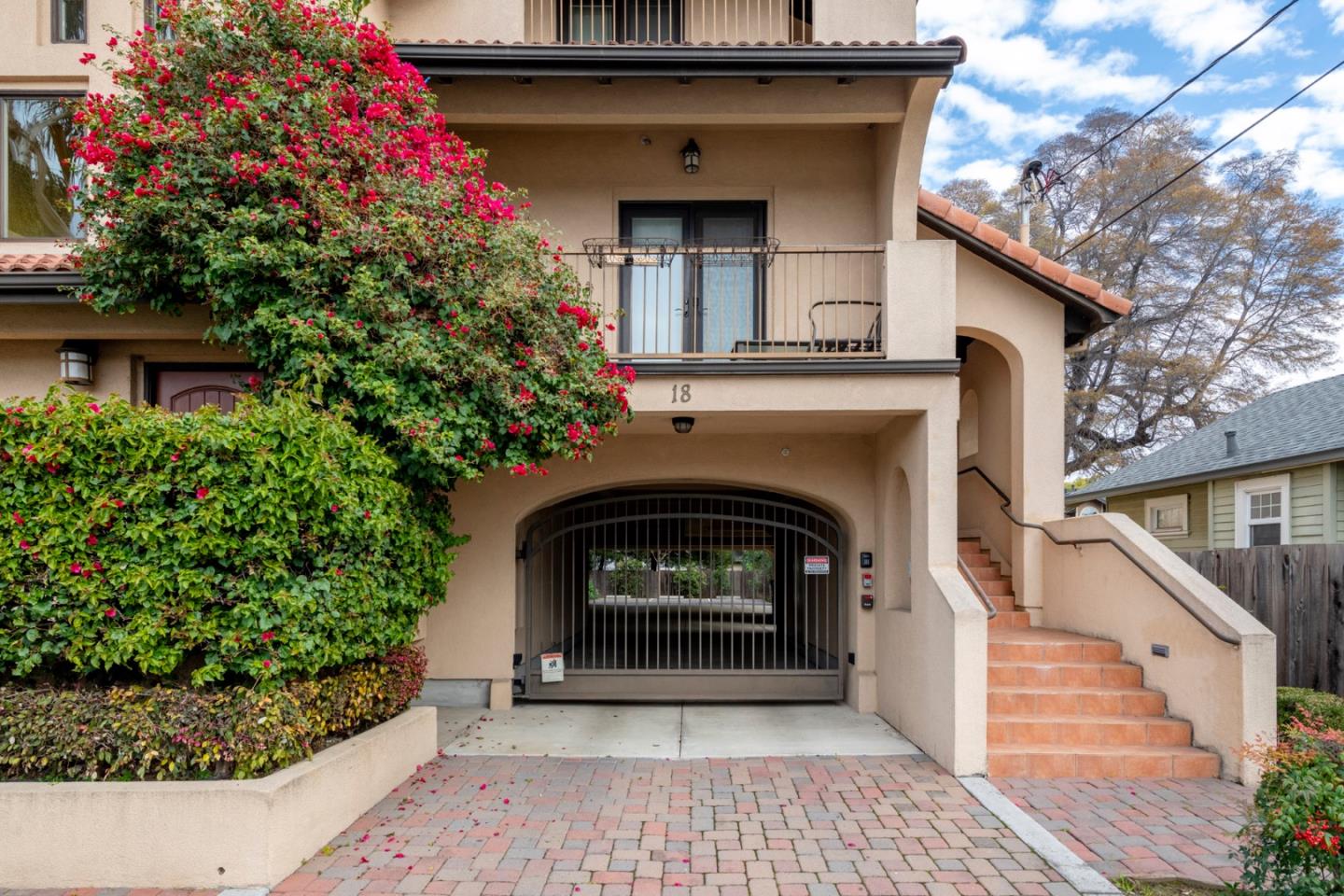 18 South 21st Street 100