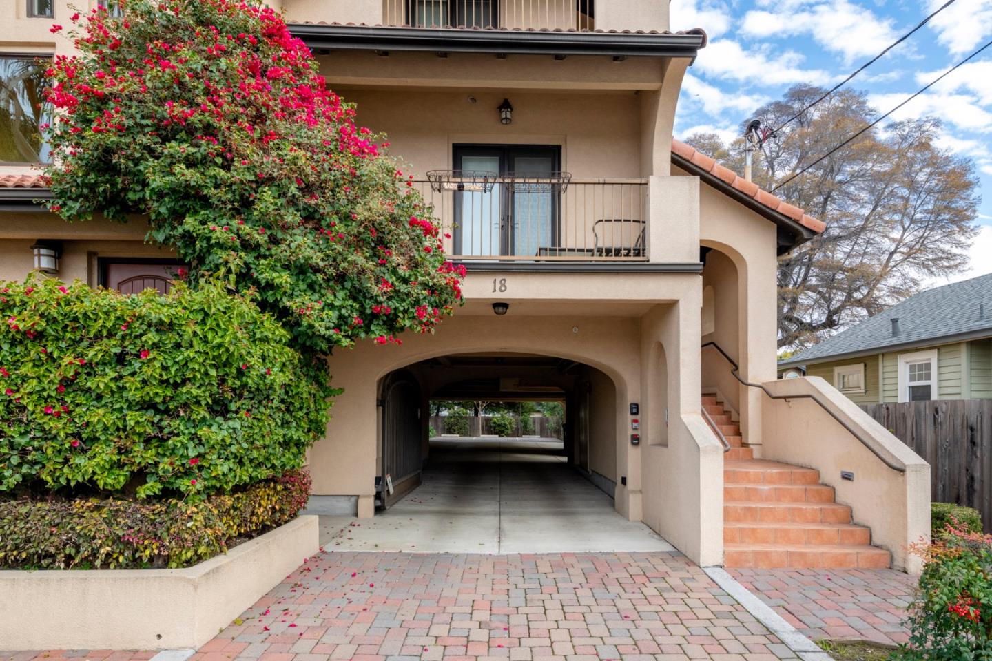 18 South 21st Street 100