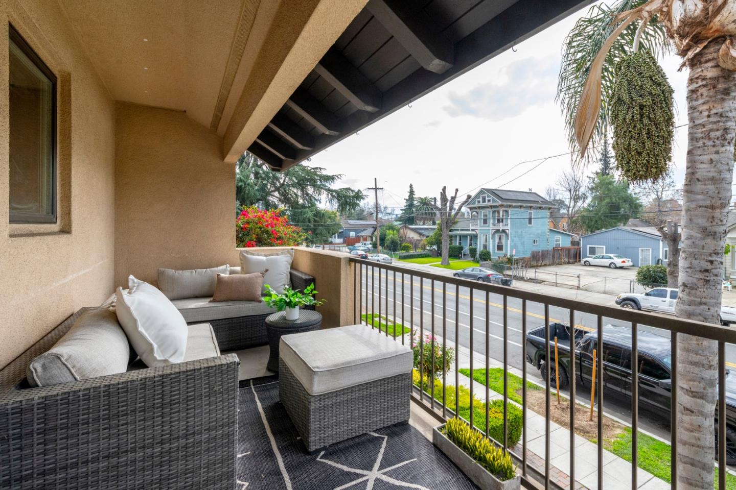 18 South 21st Street 100