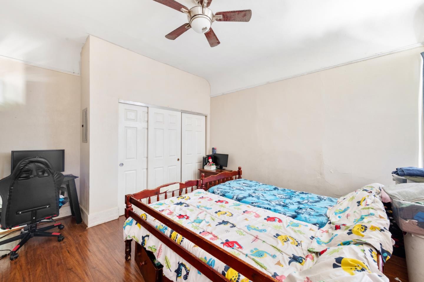 1556 Little Orchard Street