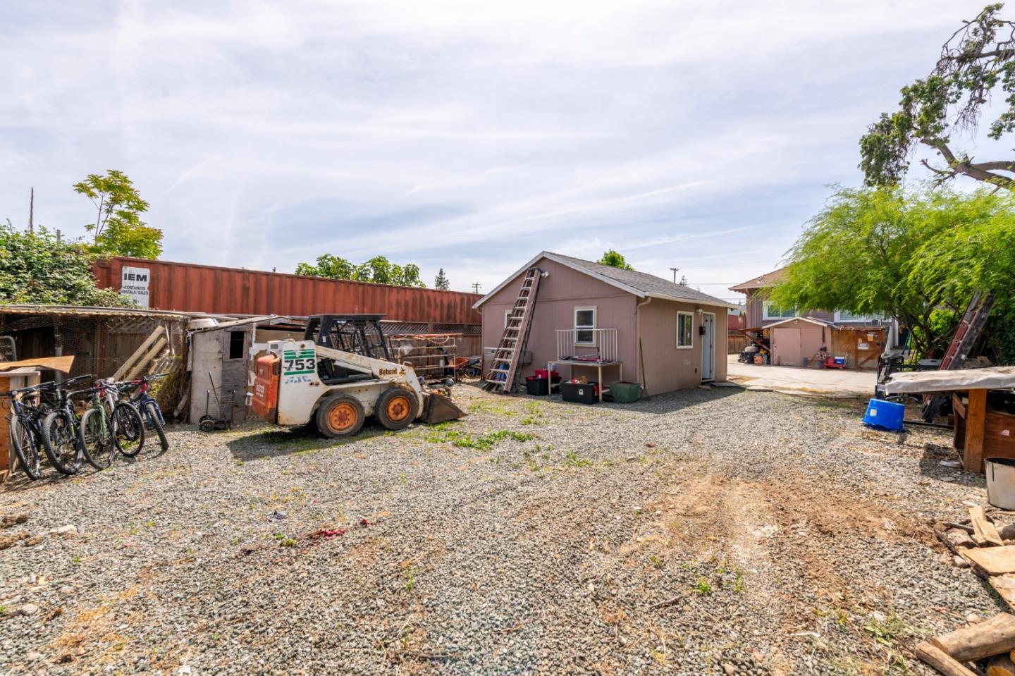 1556 Little Orchard Street