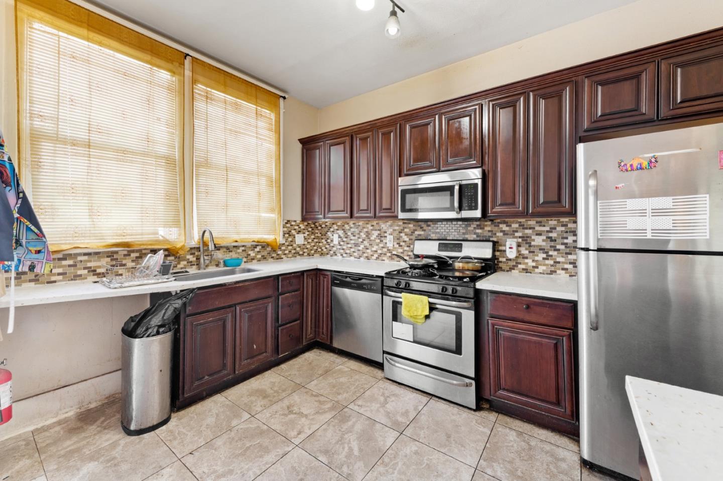 1556 Little Orchard Street