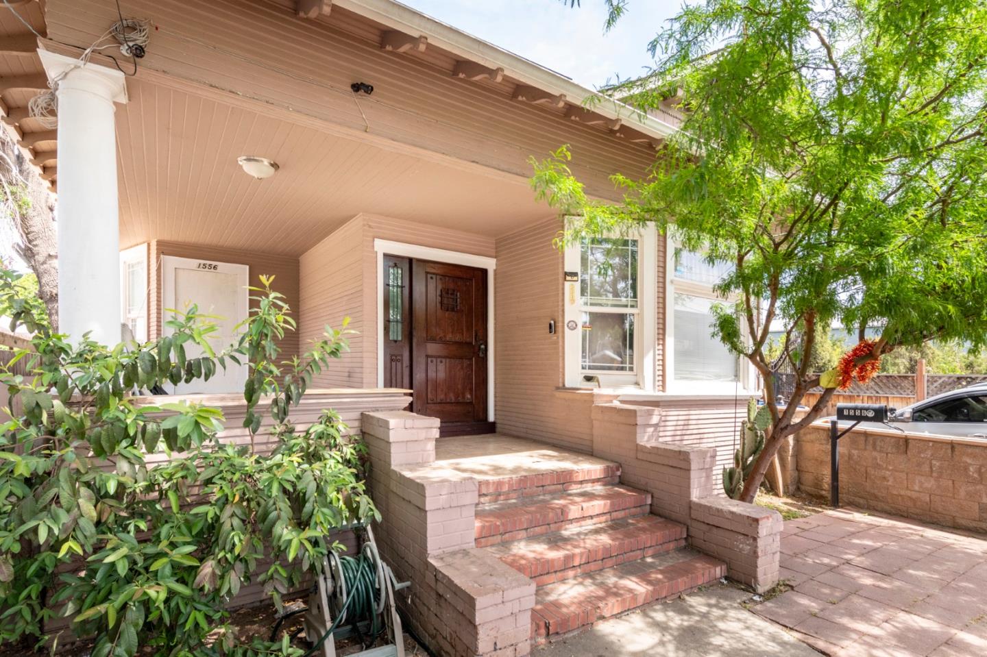 1556 Little Orchard Street