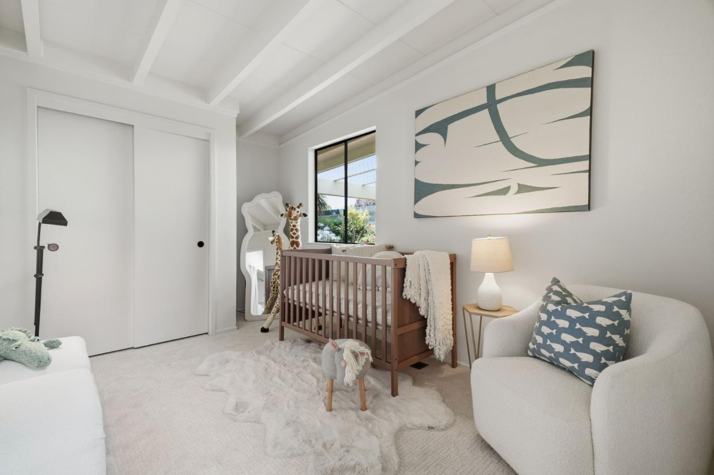 887 Loma Verde AVE