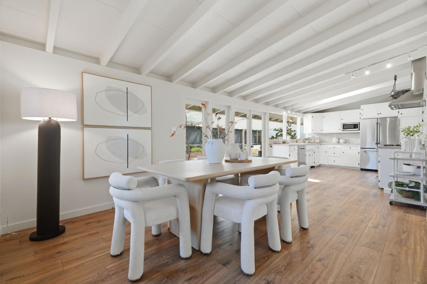 887 Loma Verde AVE