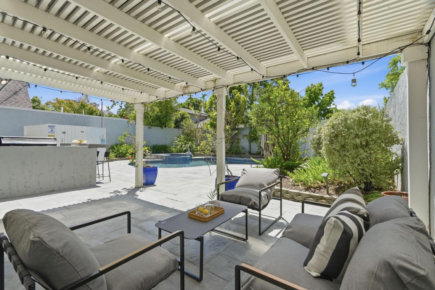 544 Castlerock Court