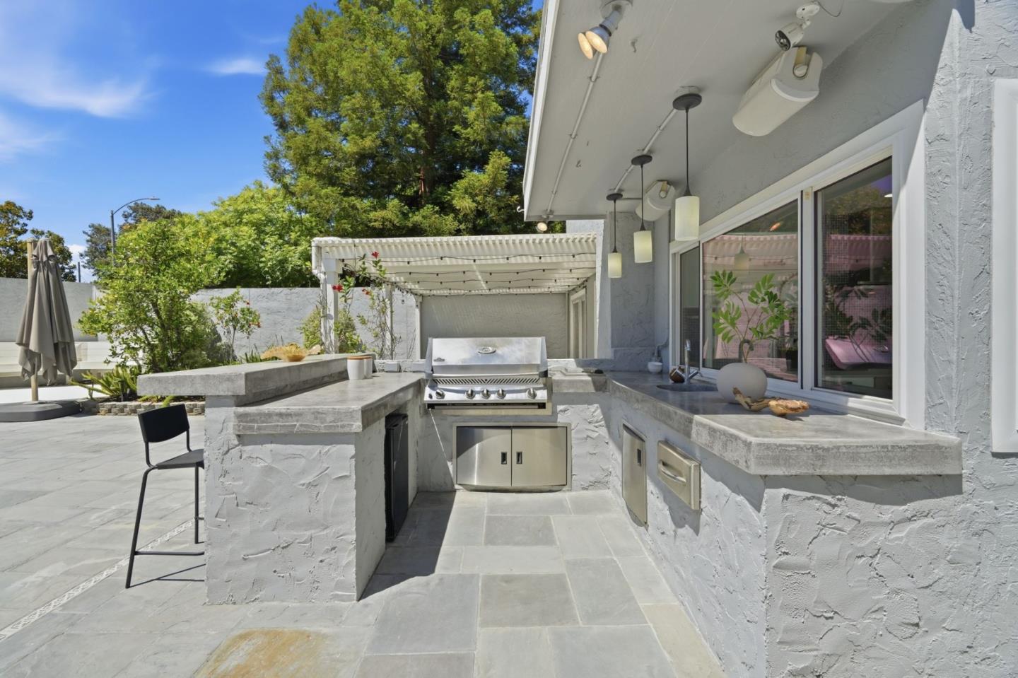 544 Castlerock Court