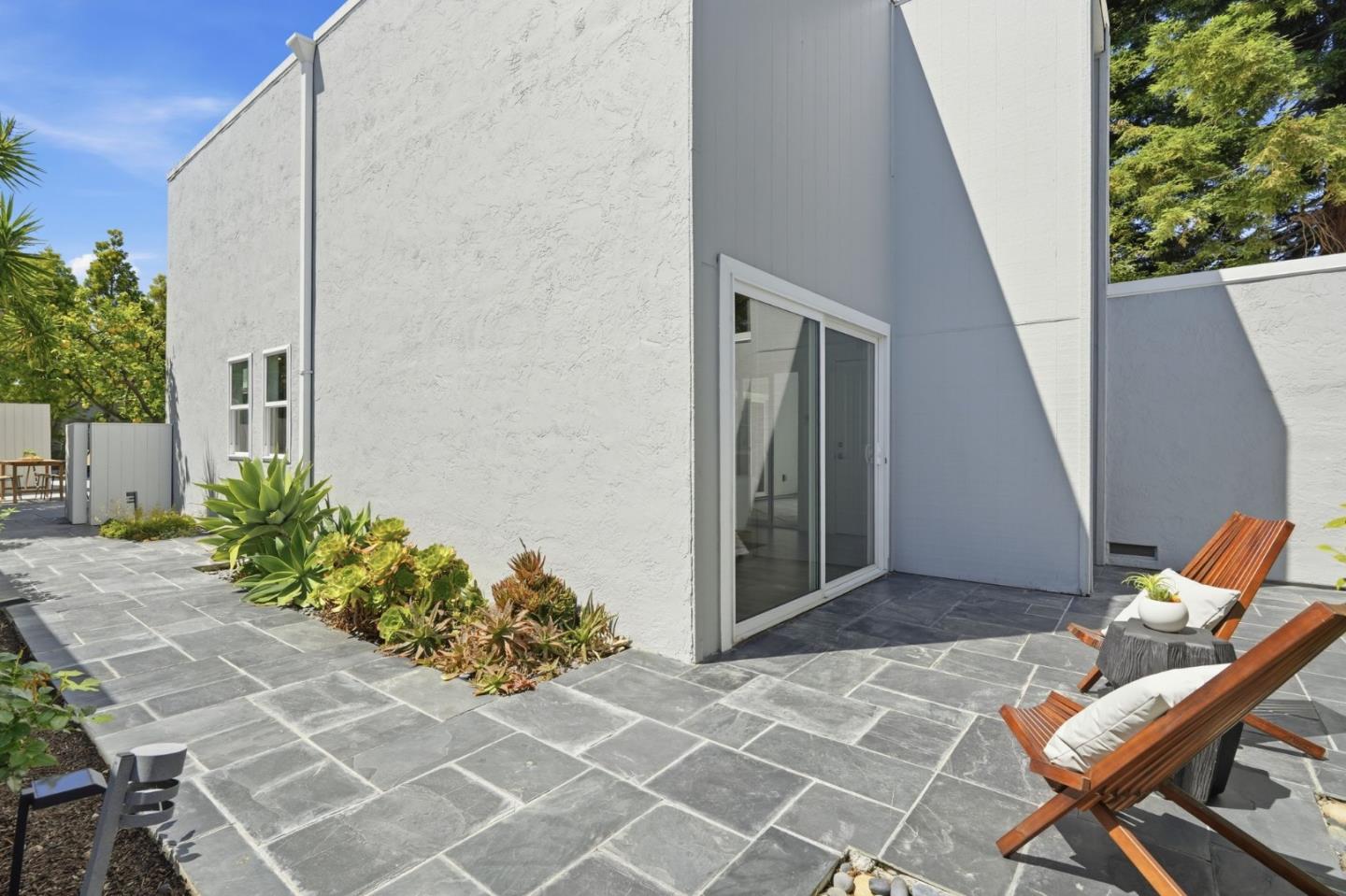 544 Castlerock Court