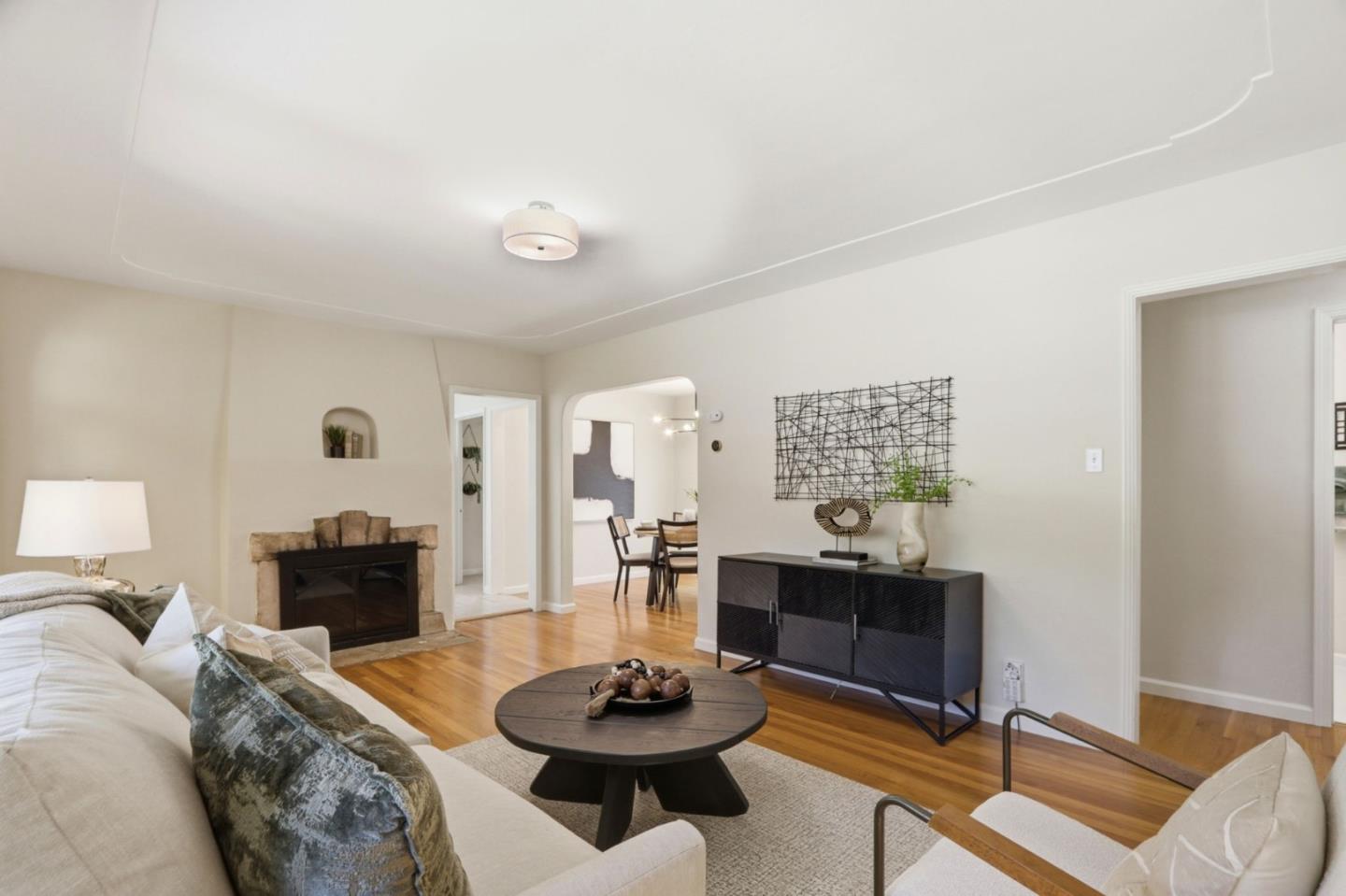 2297 Radio Avenue