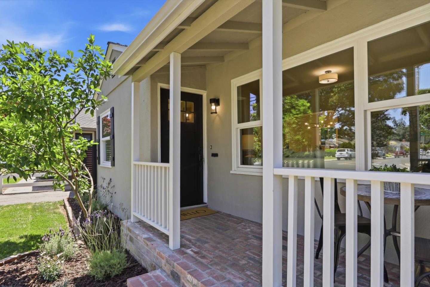 2297 Radio Avenue