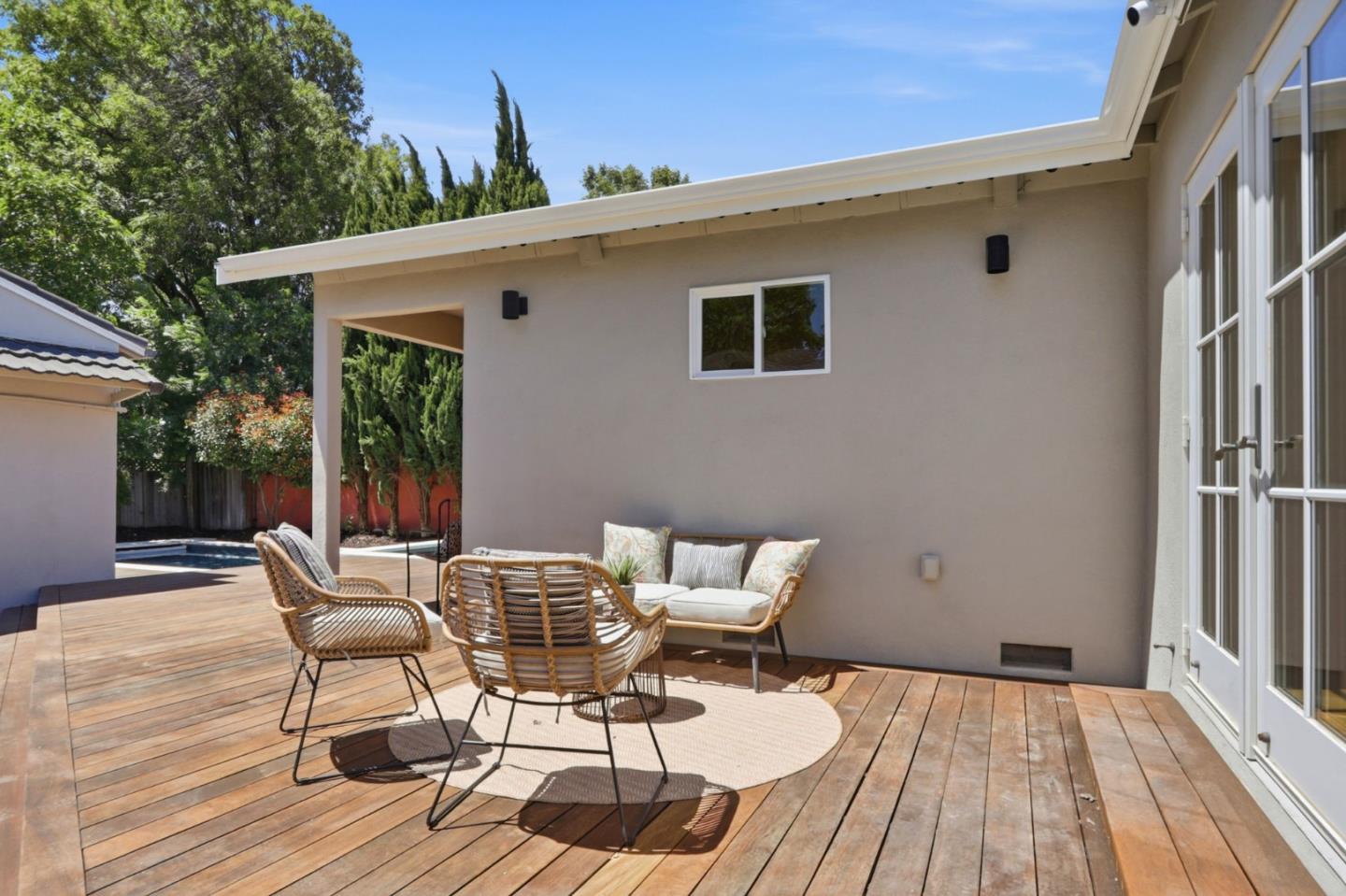 2297 Radio Avenue