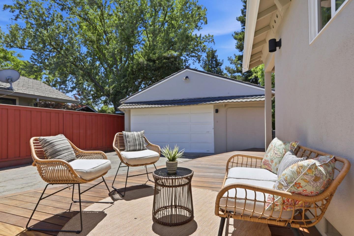 2297 Radio Avenue