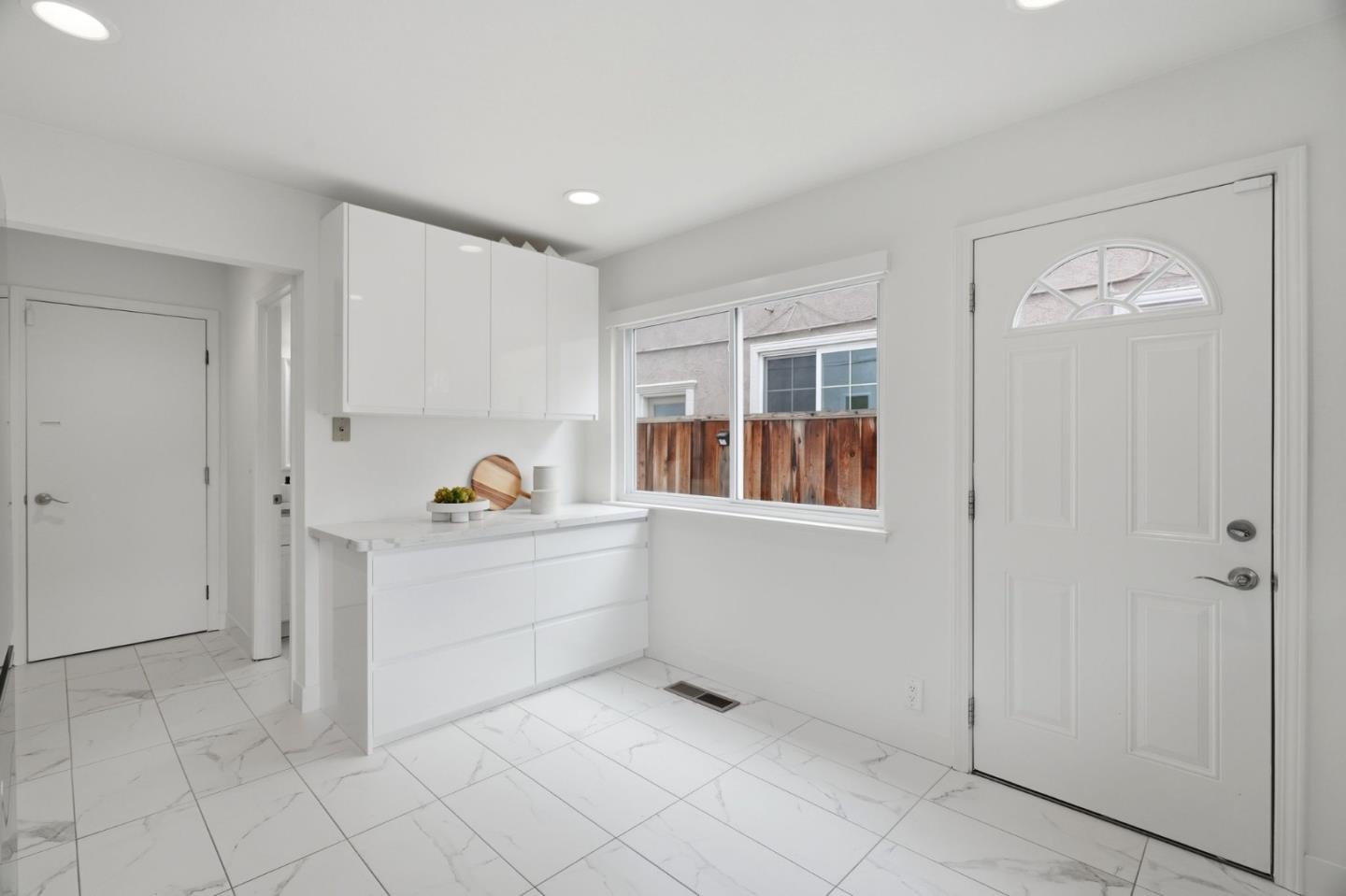 3263 Janelle DR