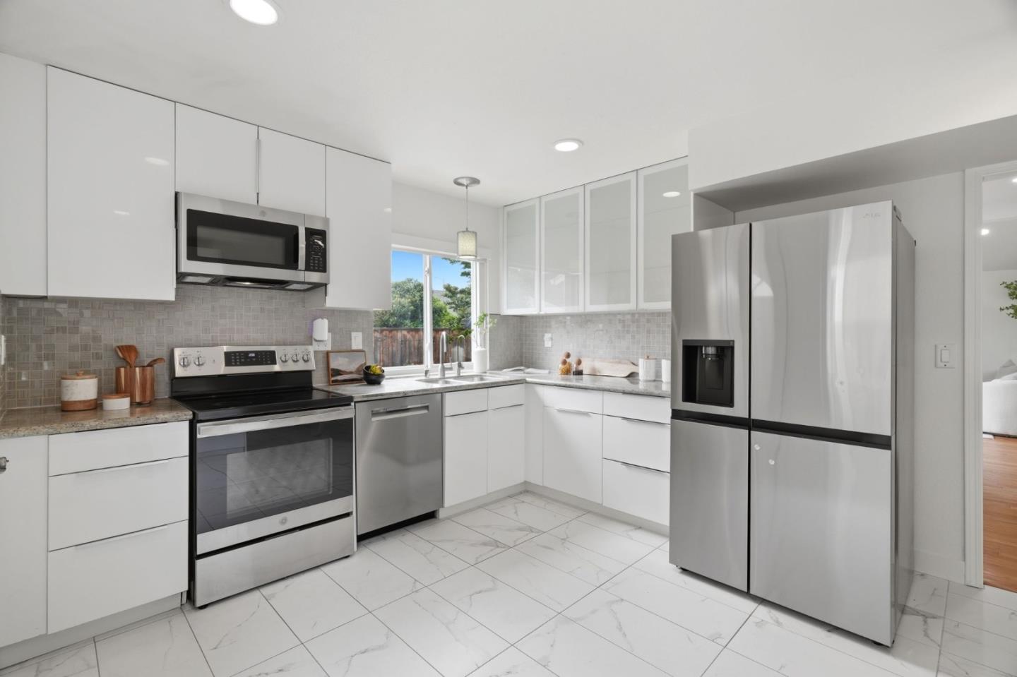 3263 Janelle DR