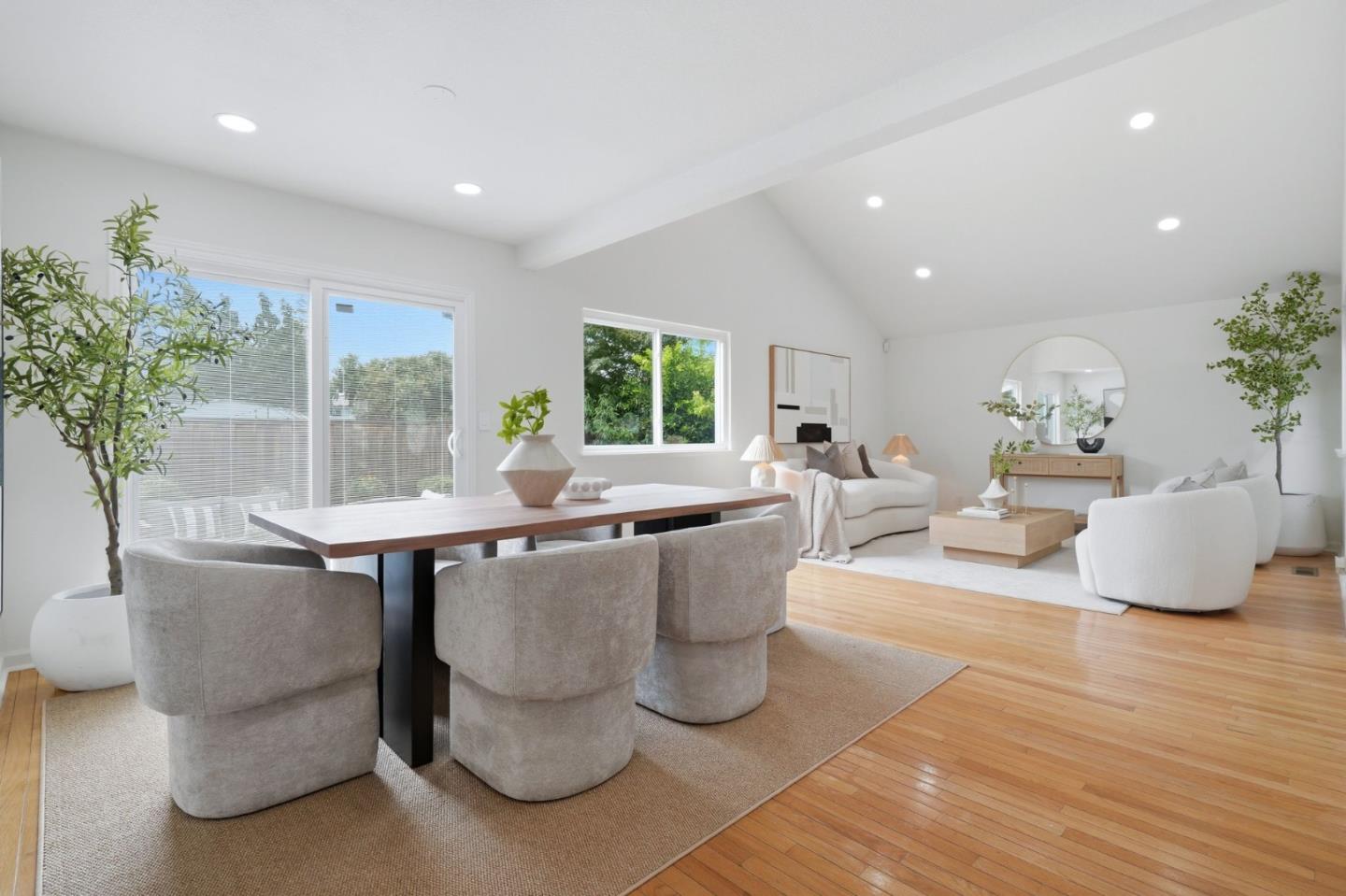 3263 Janelle DR