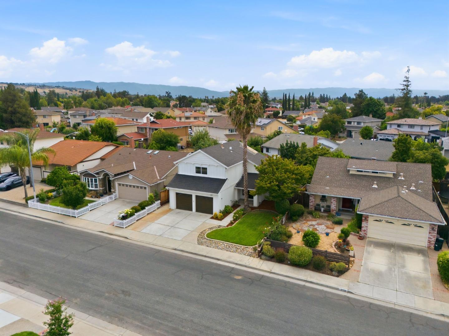 3263 Janelle DR