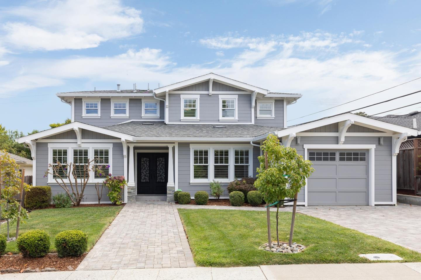1813 Ray DR