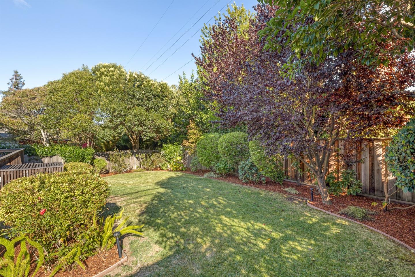 1813 Ray DR