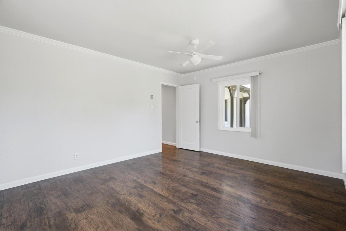 10010 Bret AVE
