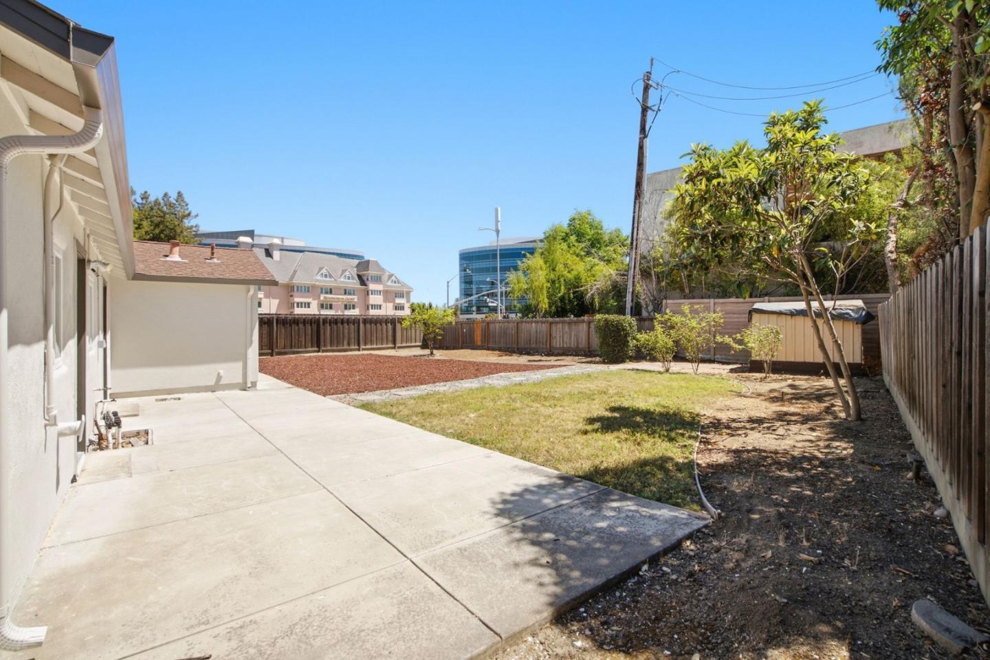 10010 Bret AVE