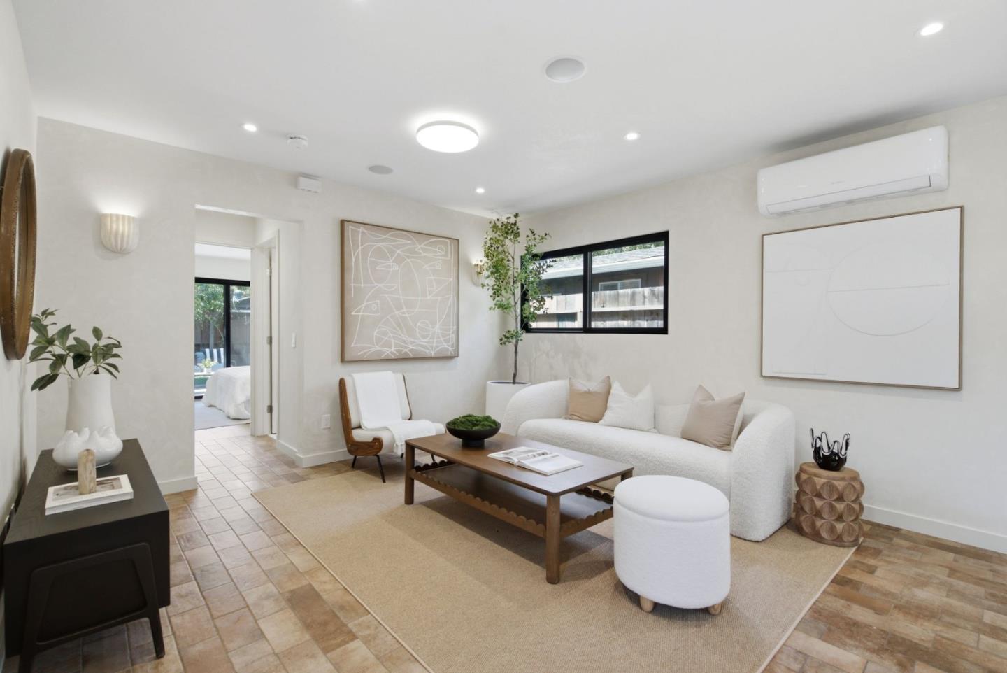 358 Fernando AVE