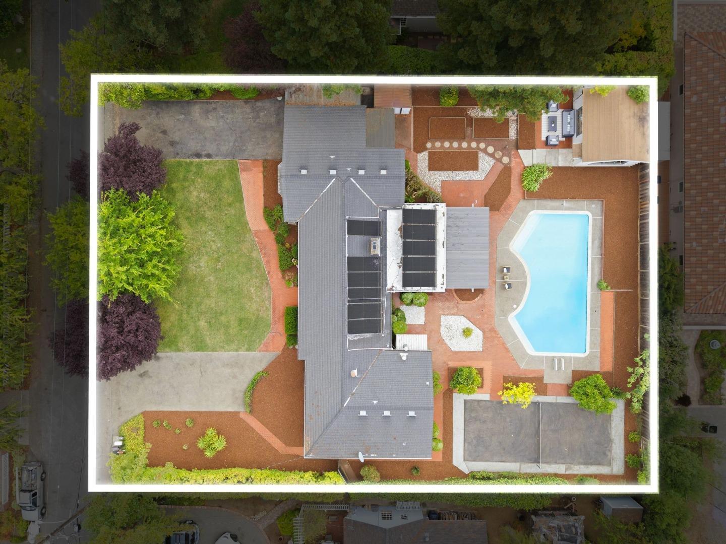 56 Coronado AVE