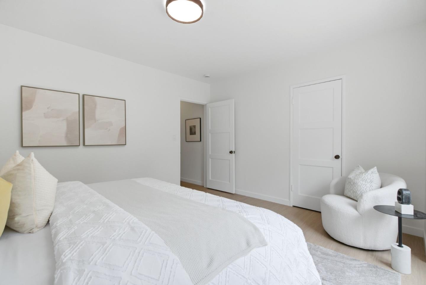 56 Coronado AVE