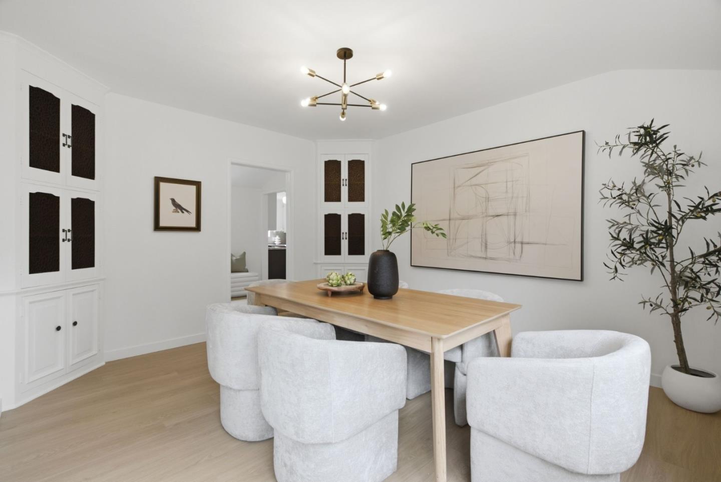 56 Coronado AVE