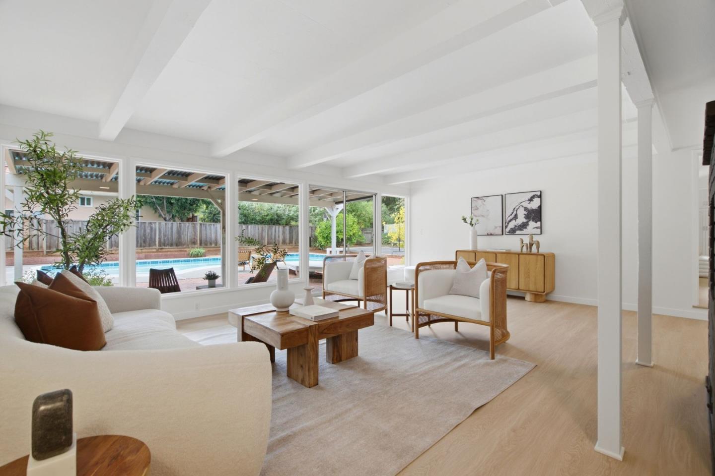 56 Coronado AVE