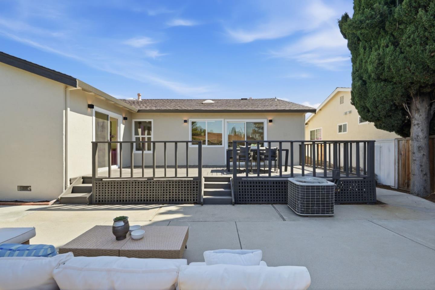 1593 Stubbins WAY