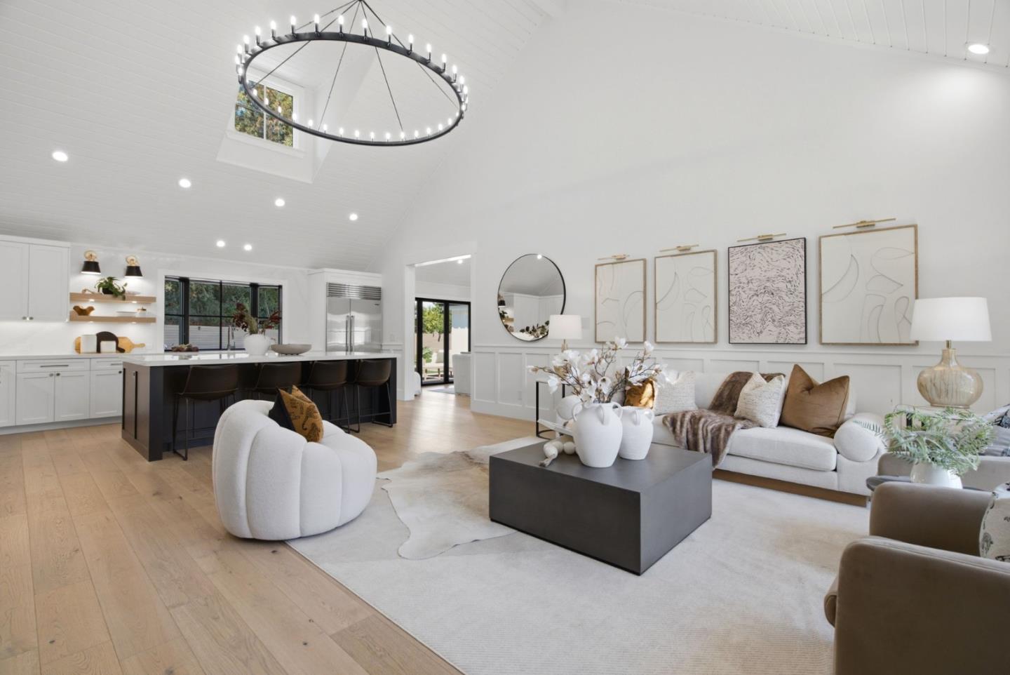 1052 Echo DR