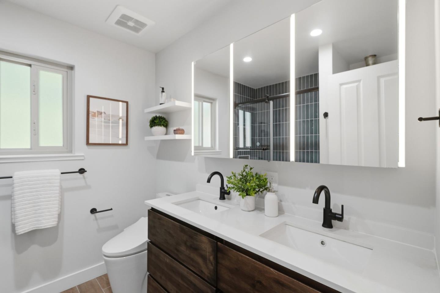 264 N Whisman RD 13