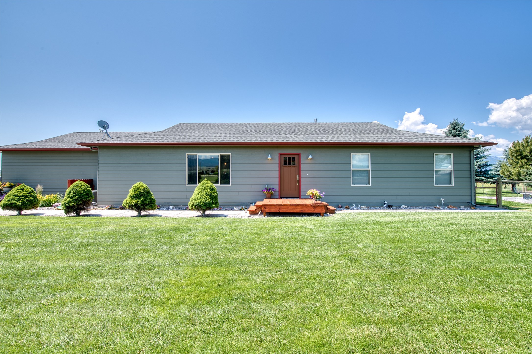 4455 Sunnyside Cemetery Road