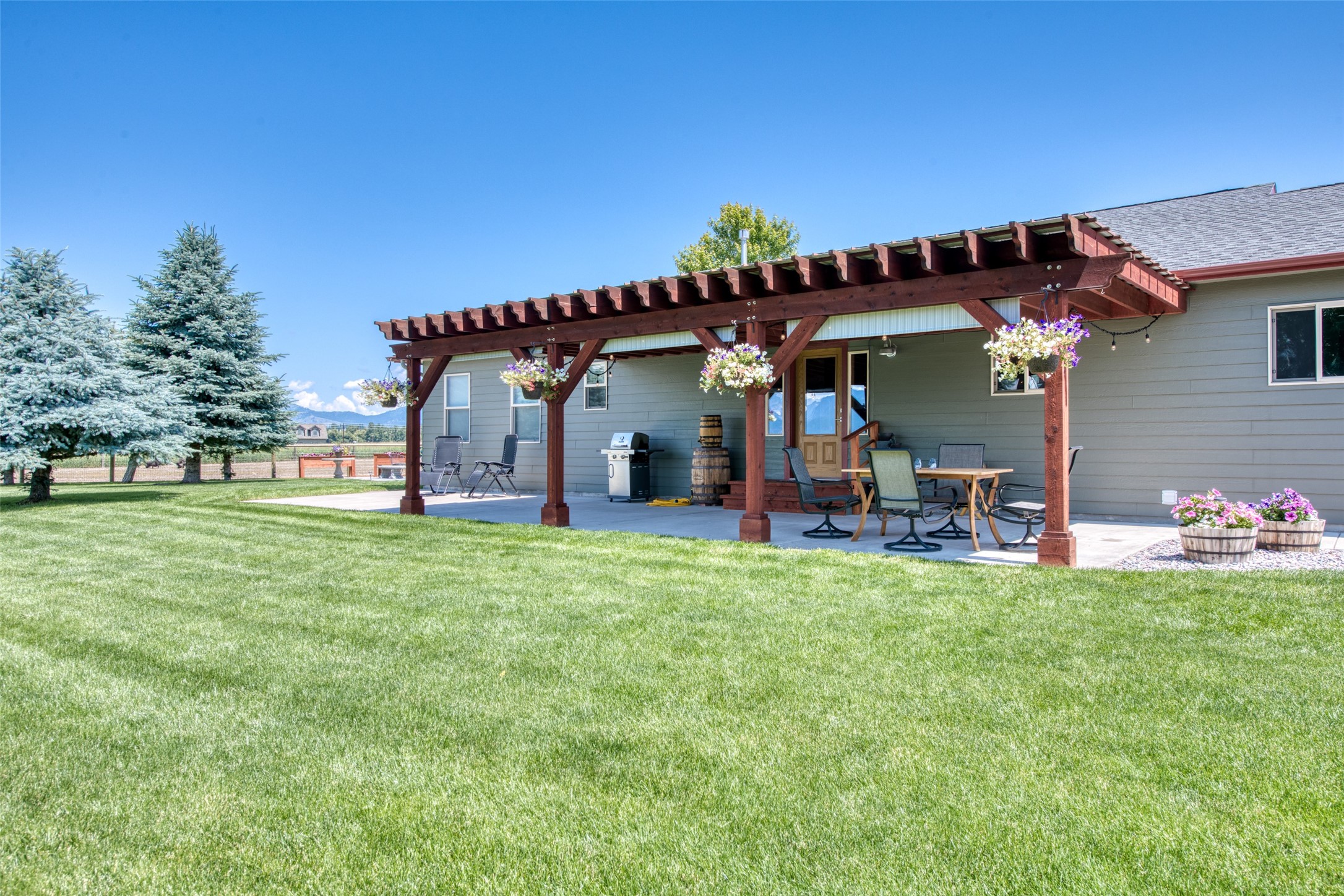 4455 Sunnyside Cemetery Road