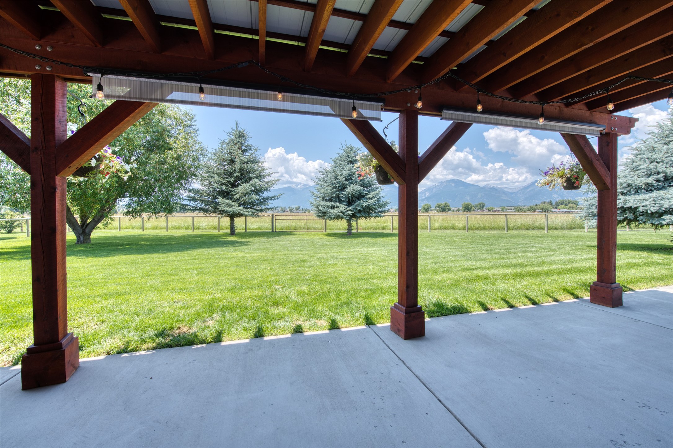 4455 Sunnyside Cemetery Road