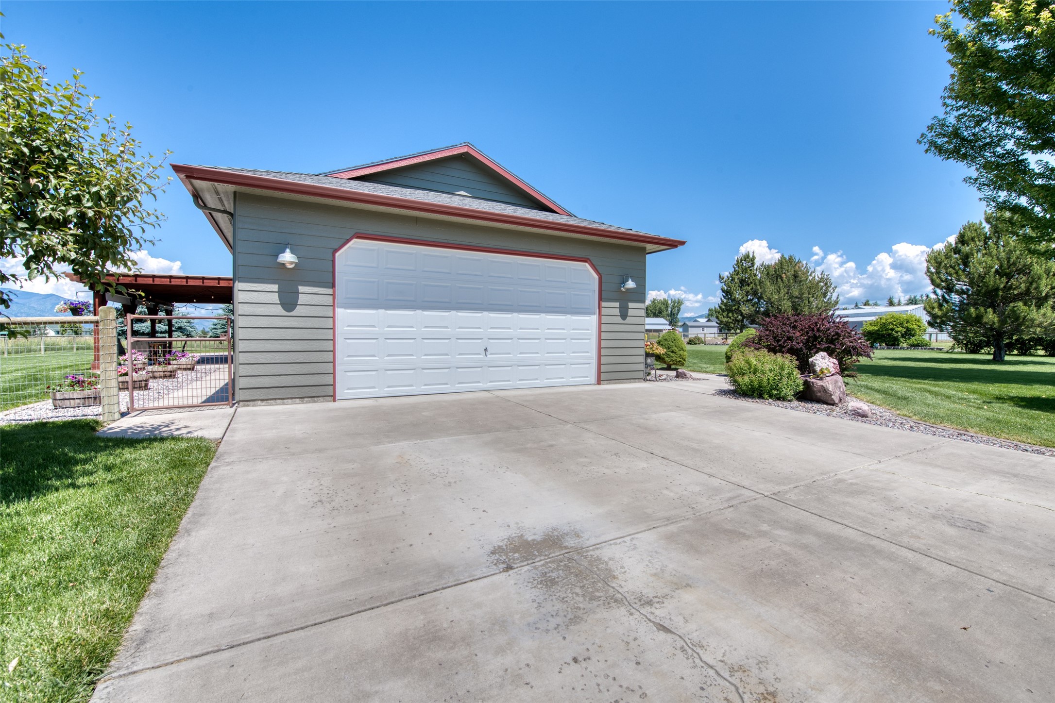 4455 Sunnyside Cemetery Road