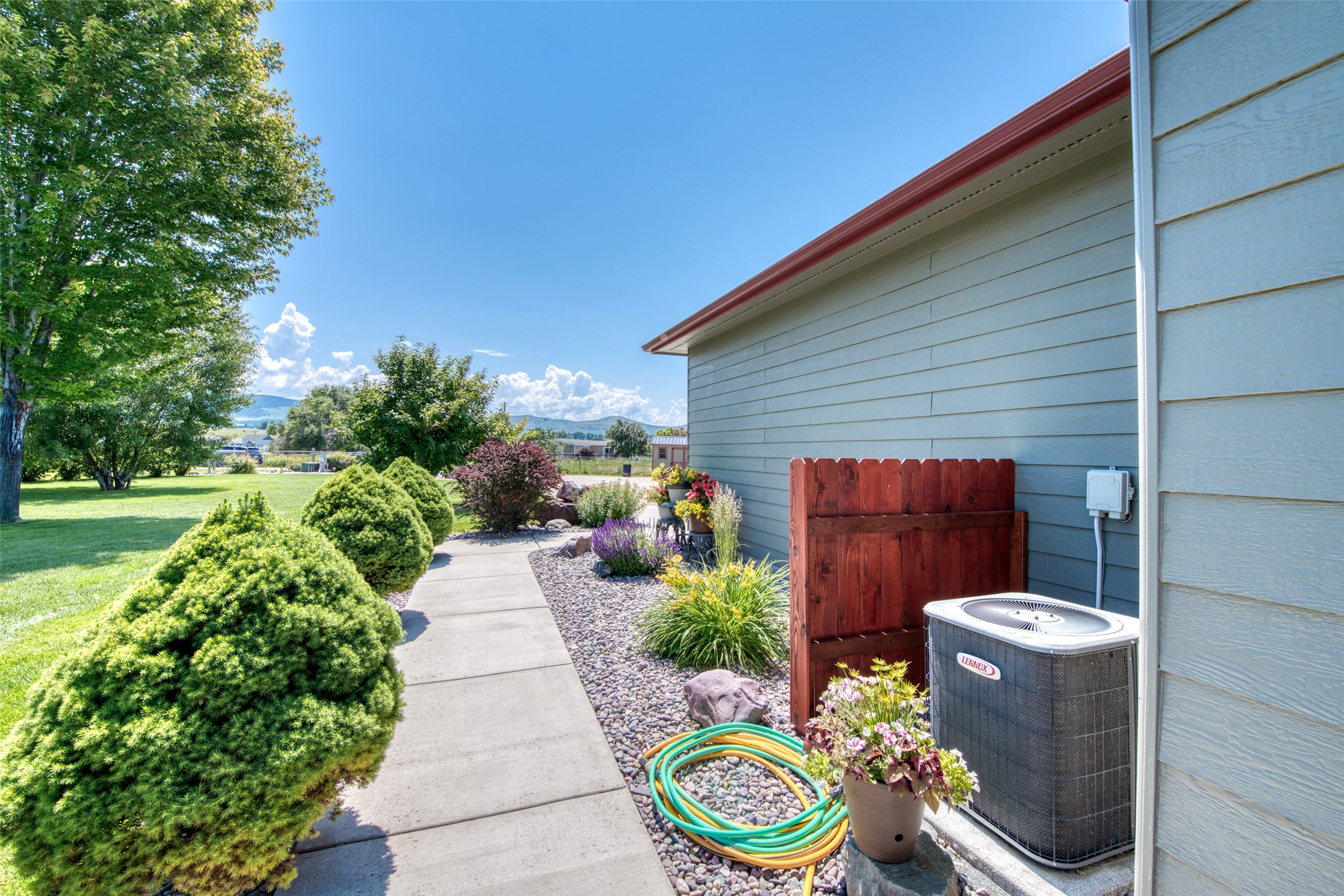 4455 Sunnyside Cemetery Road