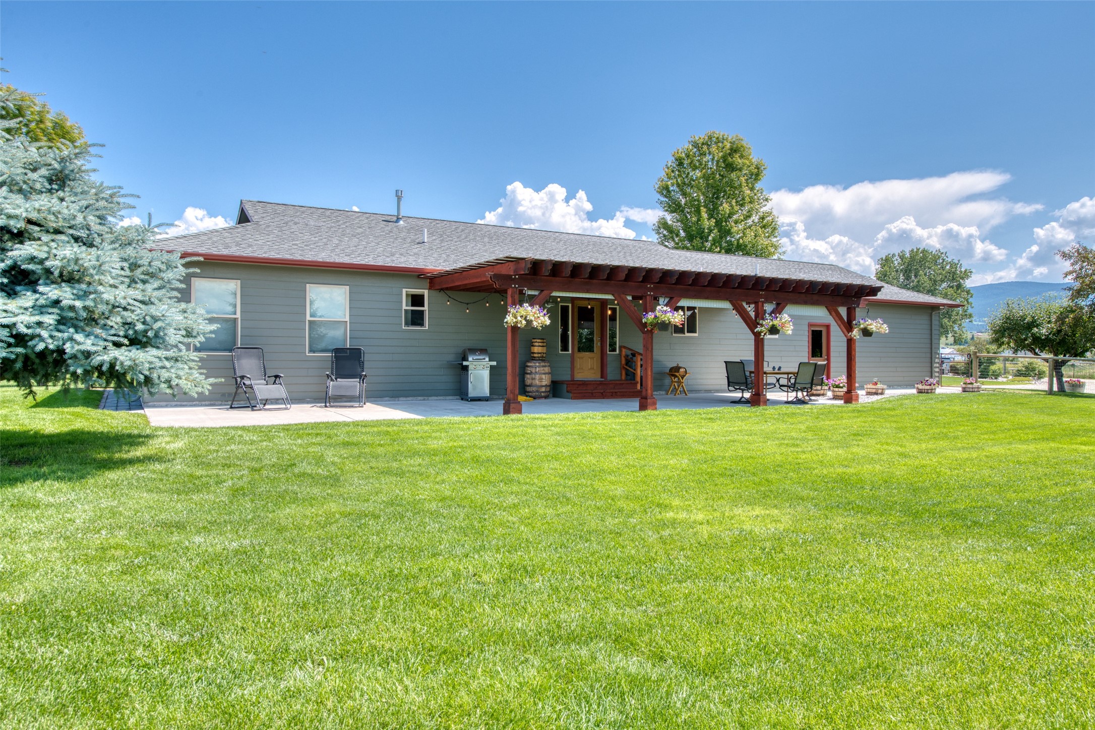 4455 Sunnyside Cemetery Road