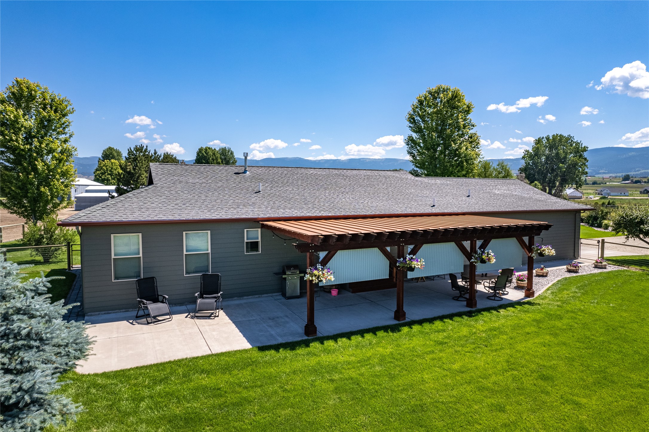 4455 Sunnyside Cemetery Road