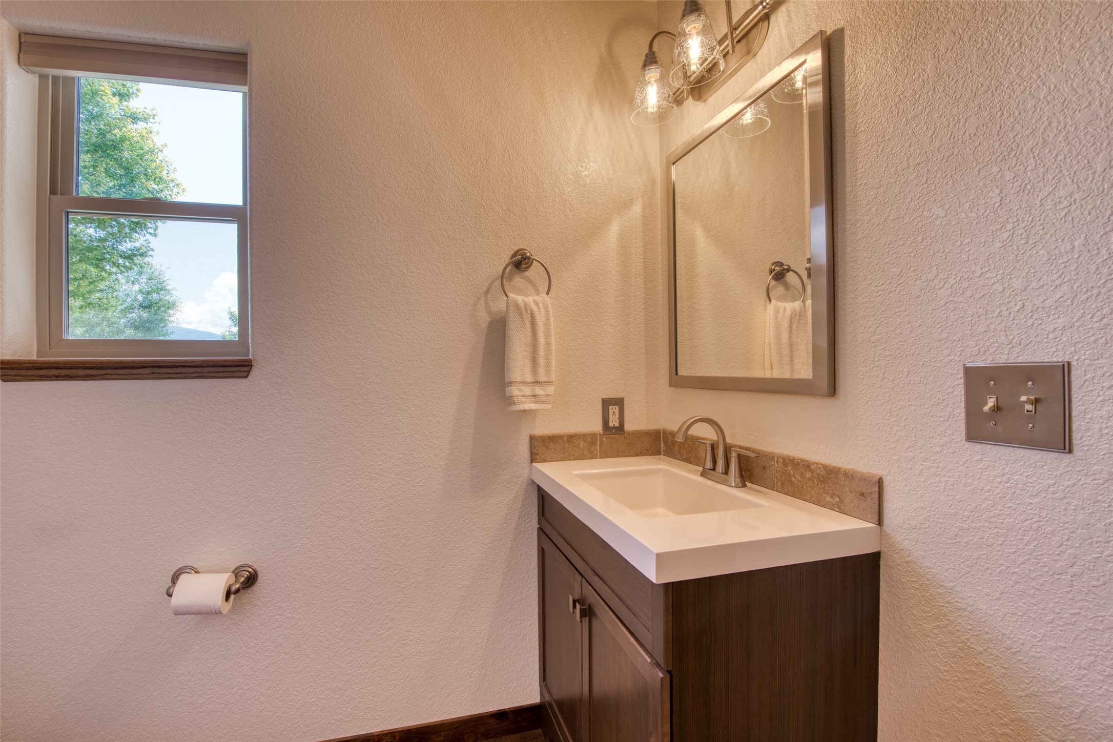 4455 Sunnyside Cemetery Road