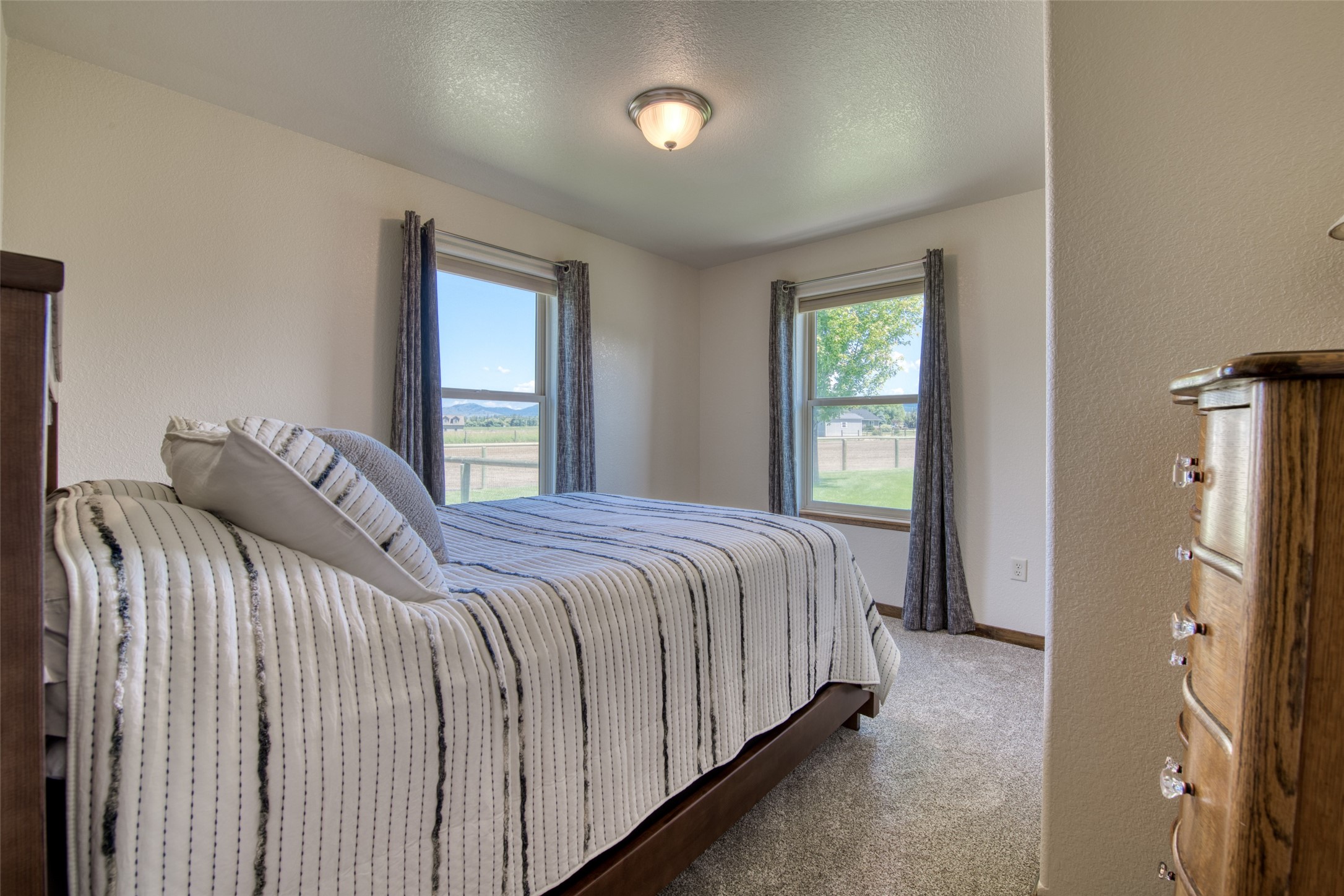 4455 Sunnyside Cemetery Road