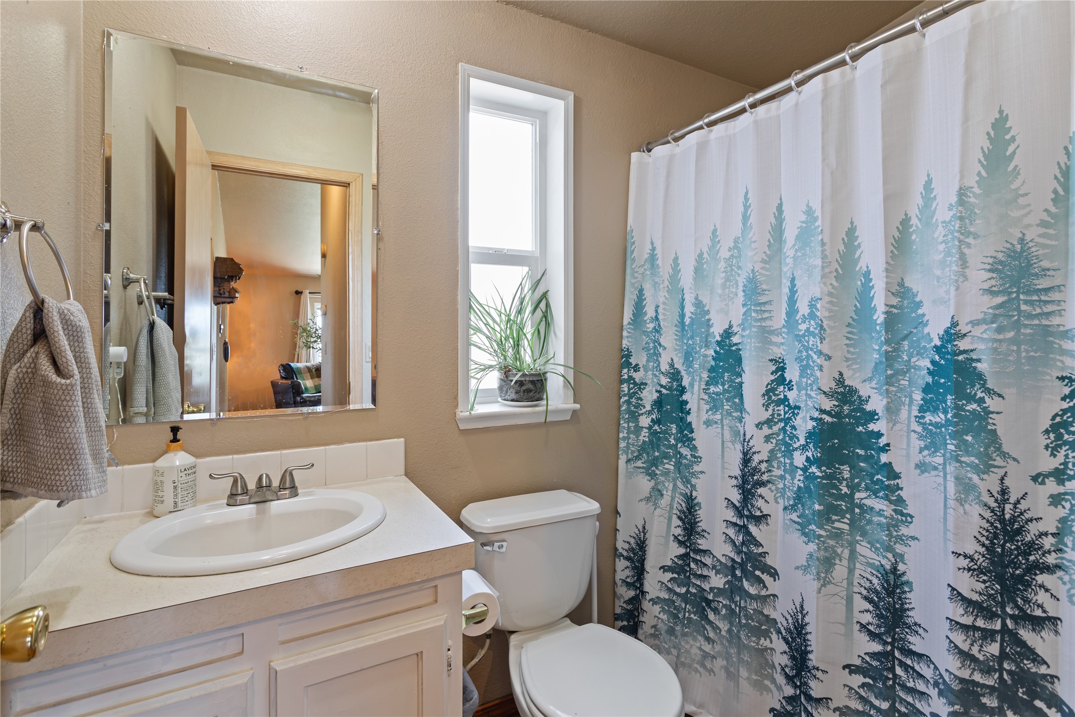 4747 Northview Drive