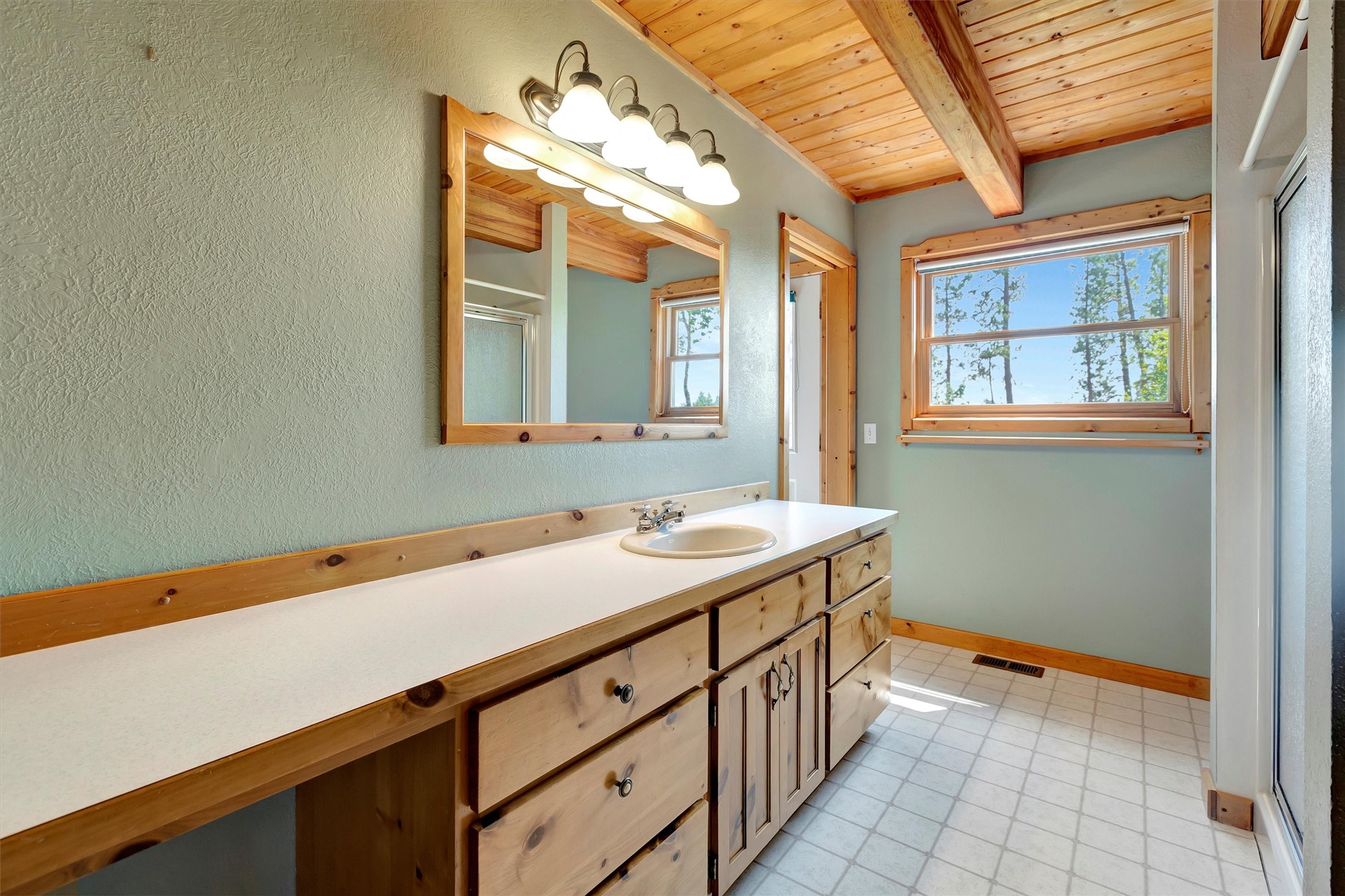 194 Mountain Veiw Drive