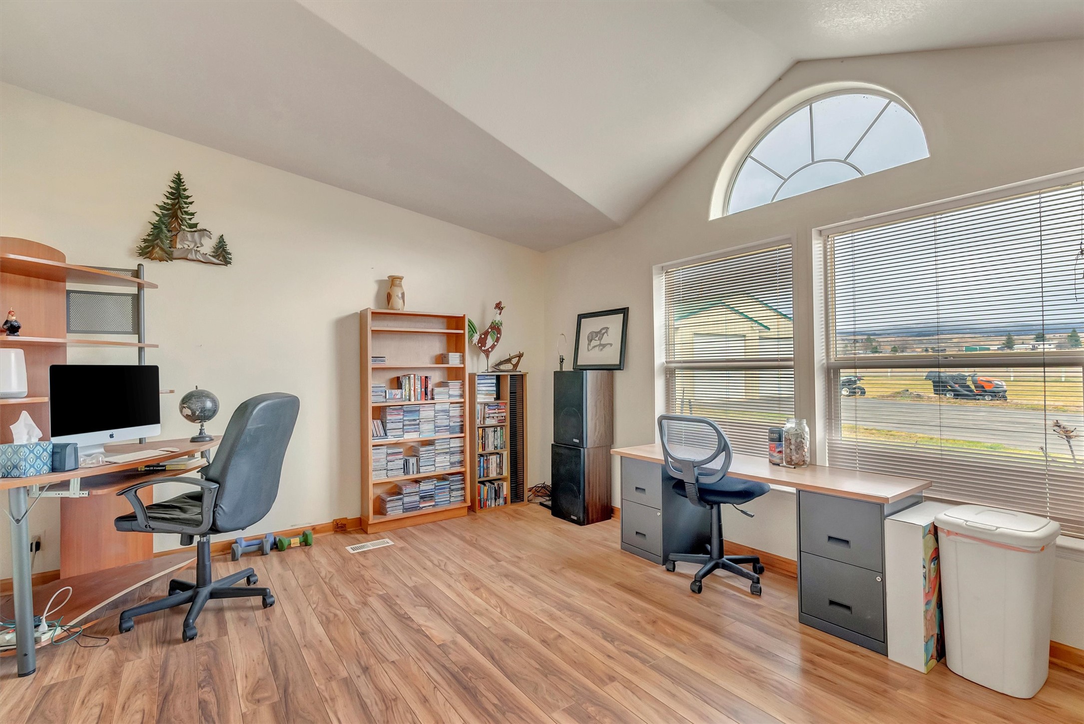 5617 Cottonwood Drive N