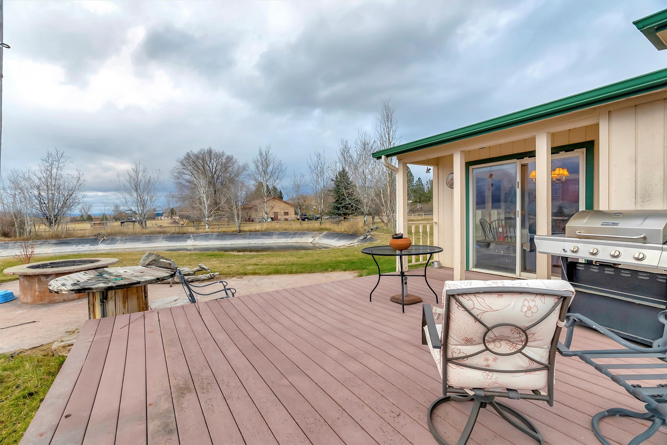 5617 Cottonwood Drive N