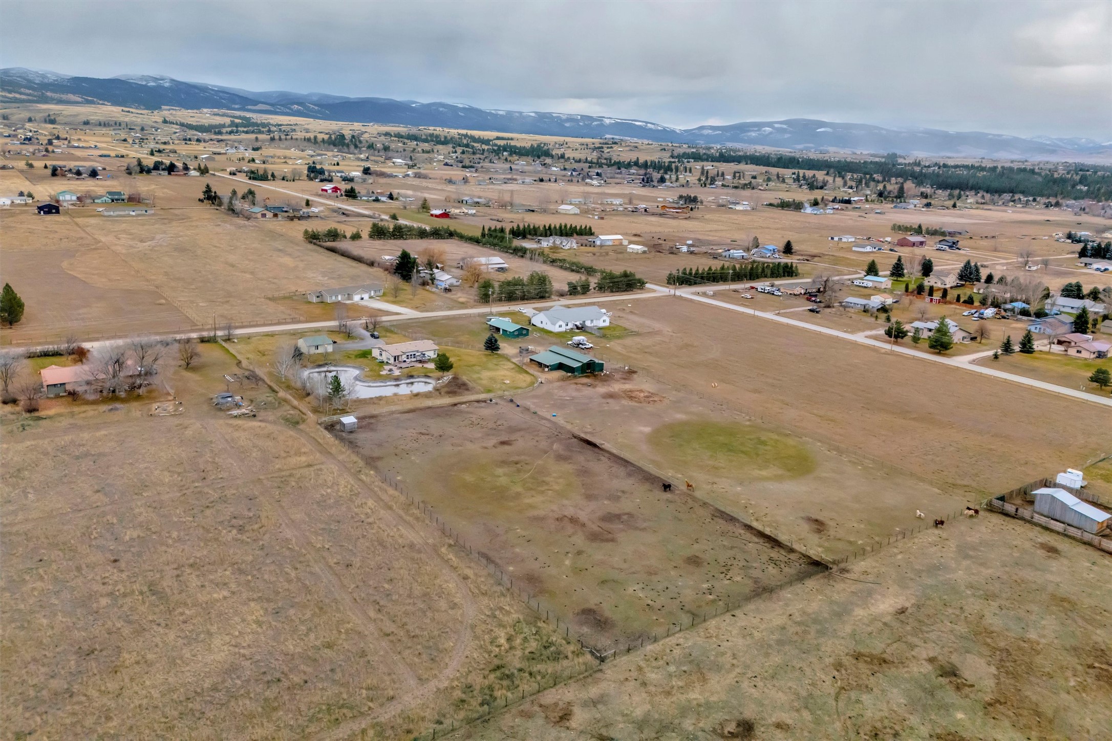 5617 Cottonwood Drive N