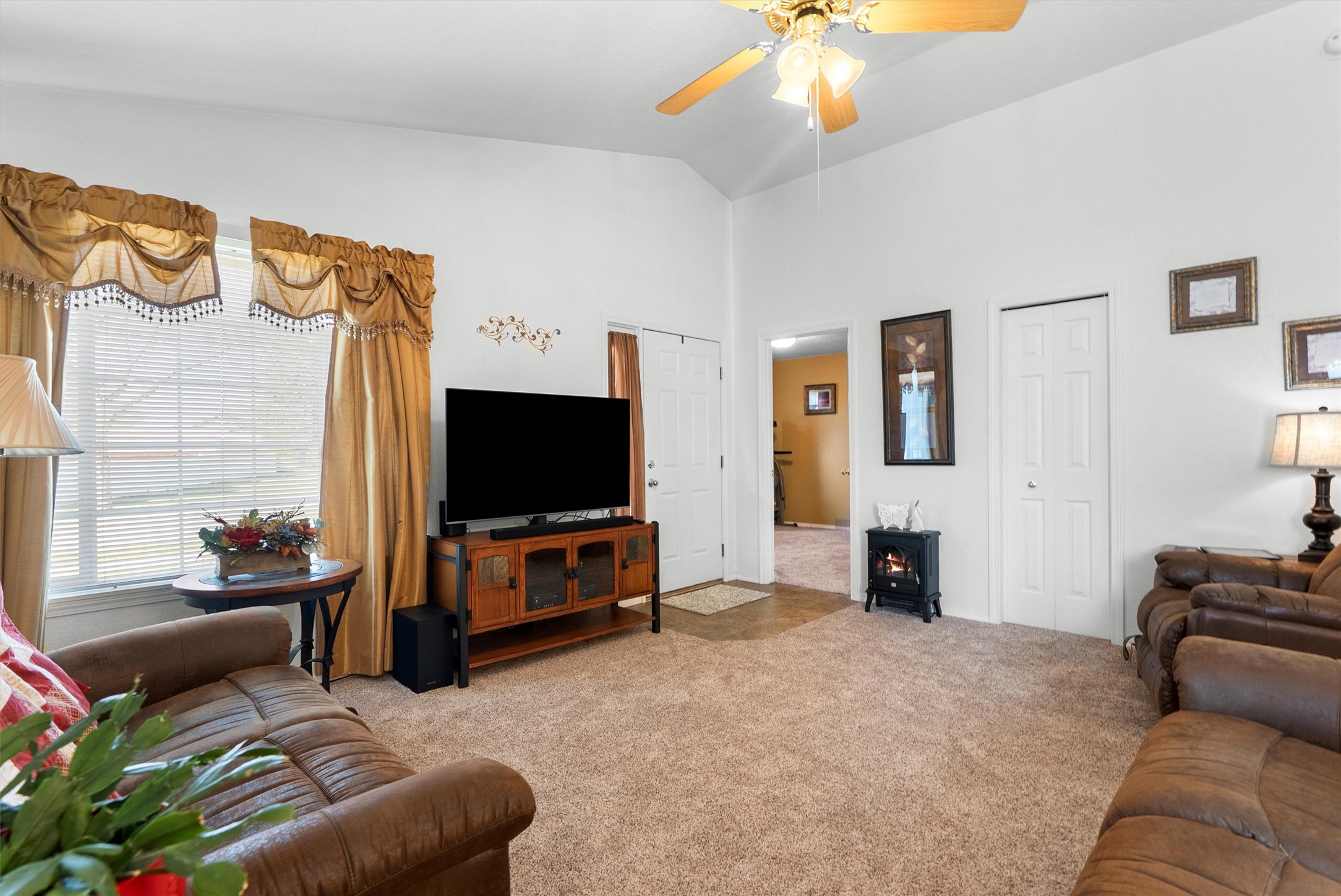 5679 Expedition Drive