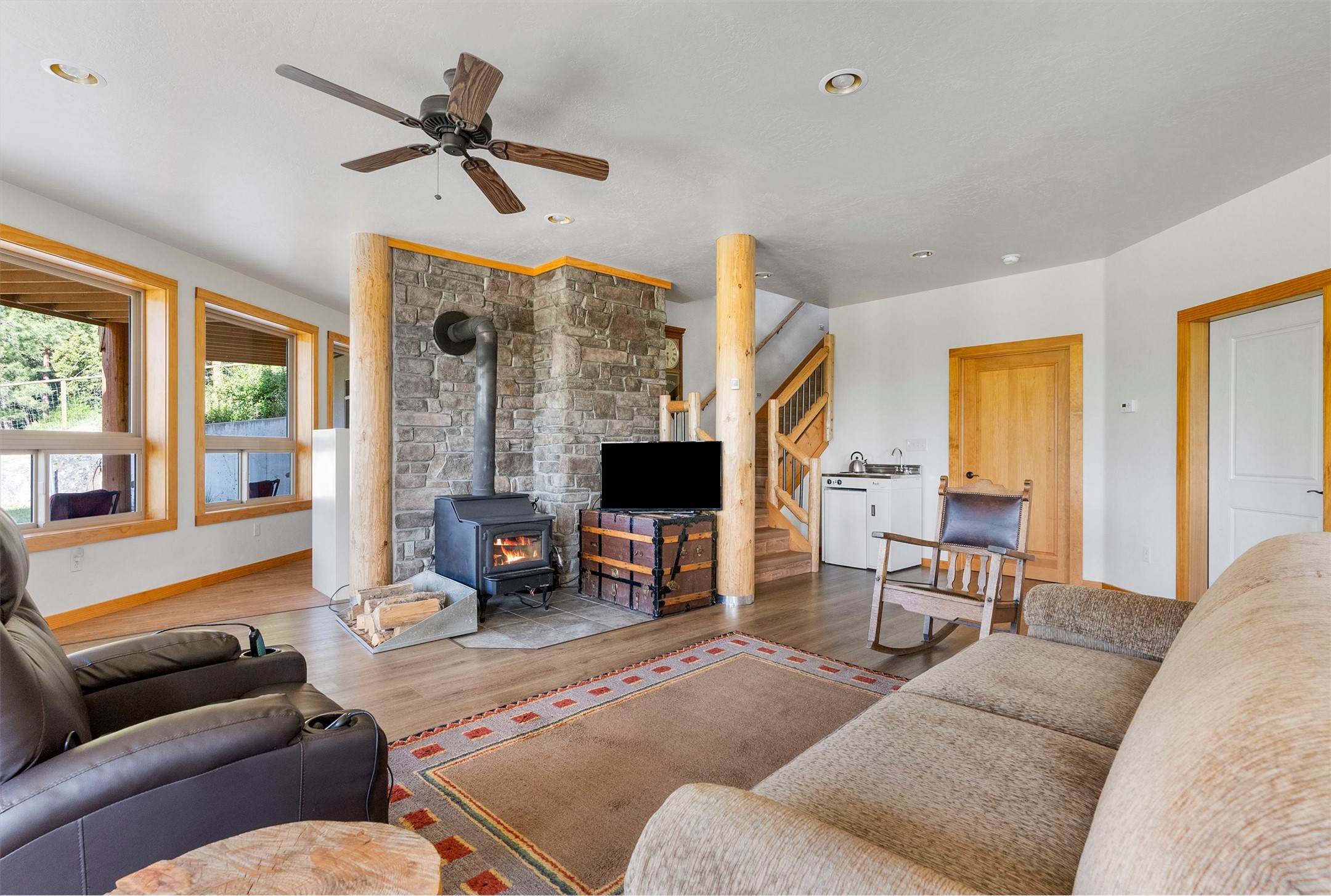 956 Falling Star Road