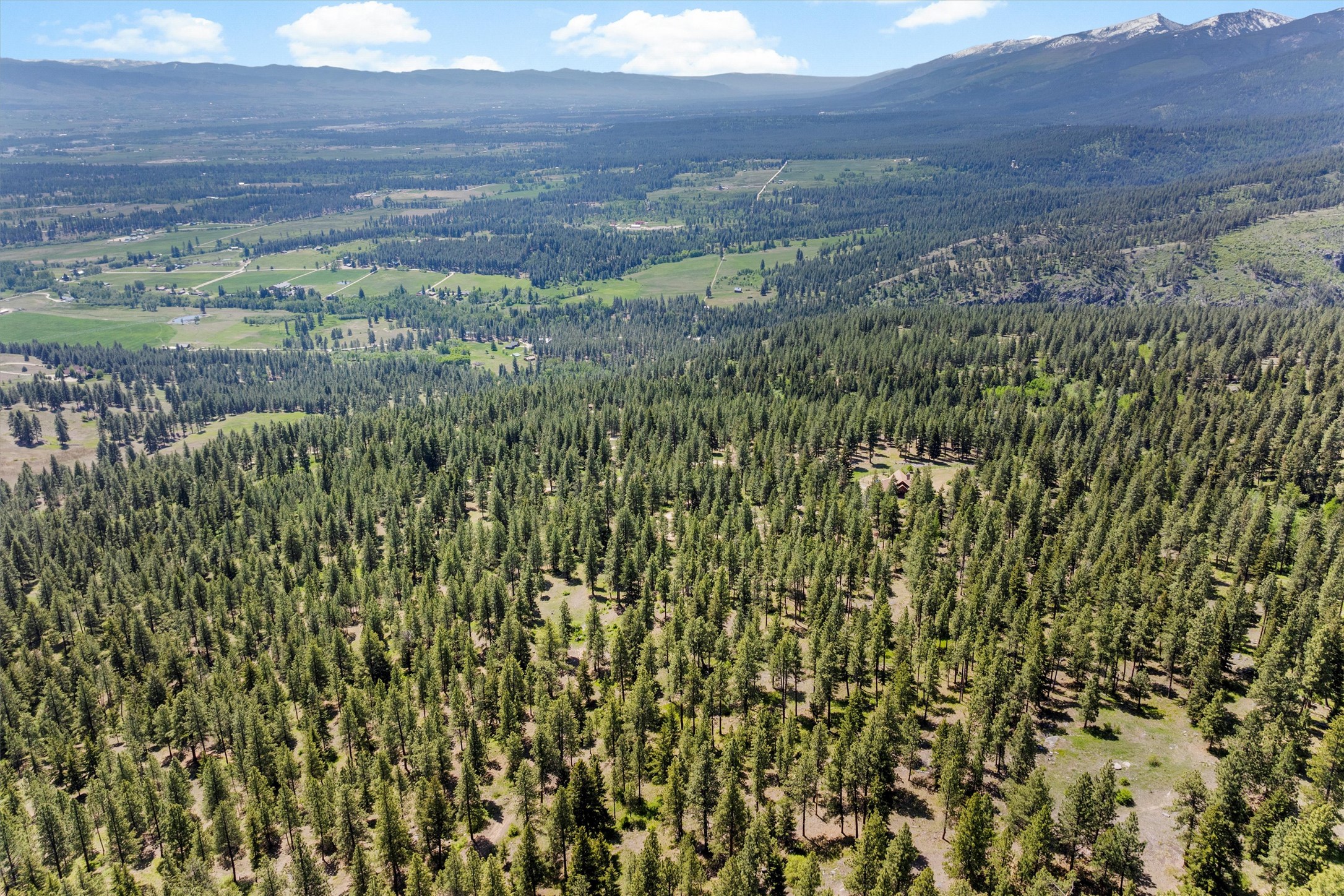 956 and 952 Falling Star Road